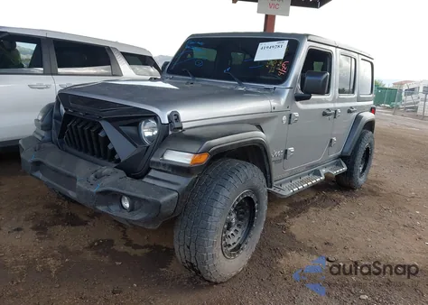 2020 Jeep Wrangler Unlimited Sport S 4X4 z USA, uszkodzony, nr VIN 1C4HJXDN8LW126929